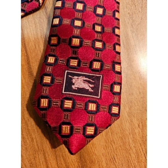 Burberry Luxury Silk tie. Red and gold. Made in Italy - Picture 1 of 7
